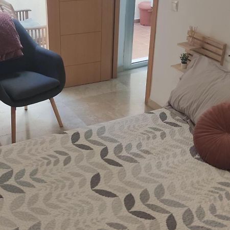Apartamento Mendoza Malaga Bagian luar foto