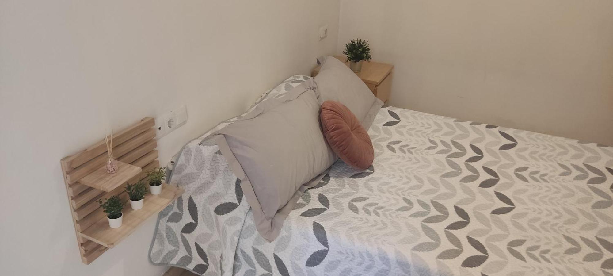Apartamento Mendoza Malaga Bagian luar foto